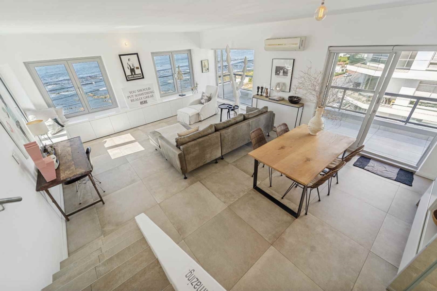 2 Bedroom Property for Sale in Mouille Point Western Cape